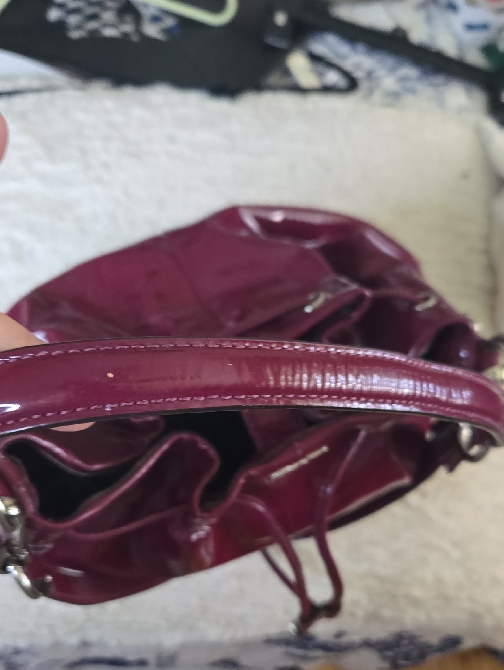 Coach Patent Leather Drawstring Hobo in Fushsia With Matching Wallet In Pristine - Picture 8 of 16